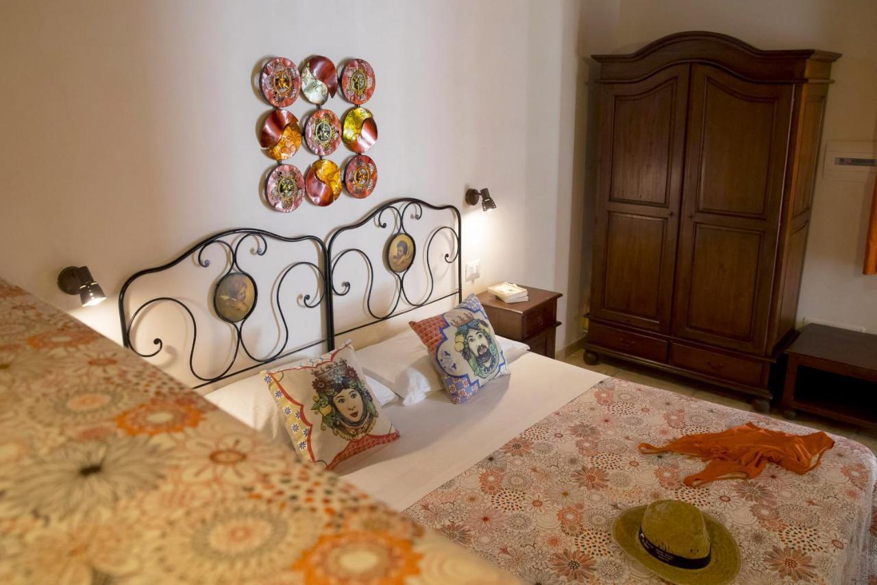 B&B Sabir San Vito Lo Capo Exteriör bild