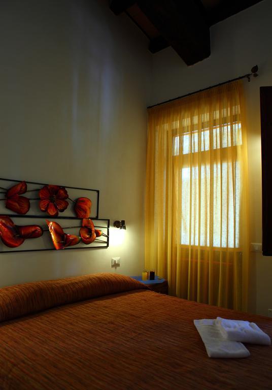B&B Sabir San Vito Lo Capo Rum bild
