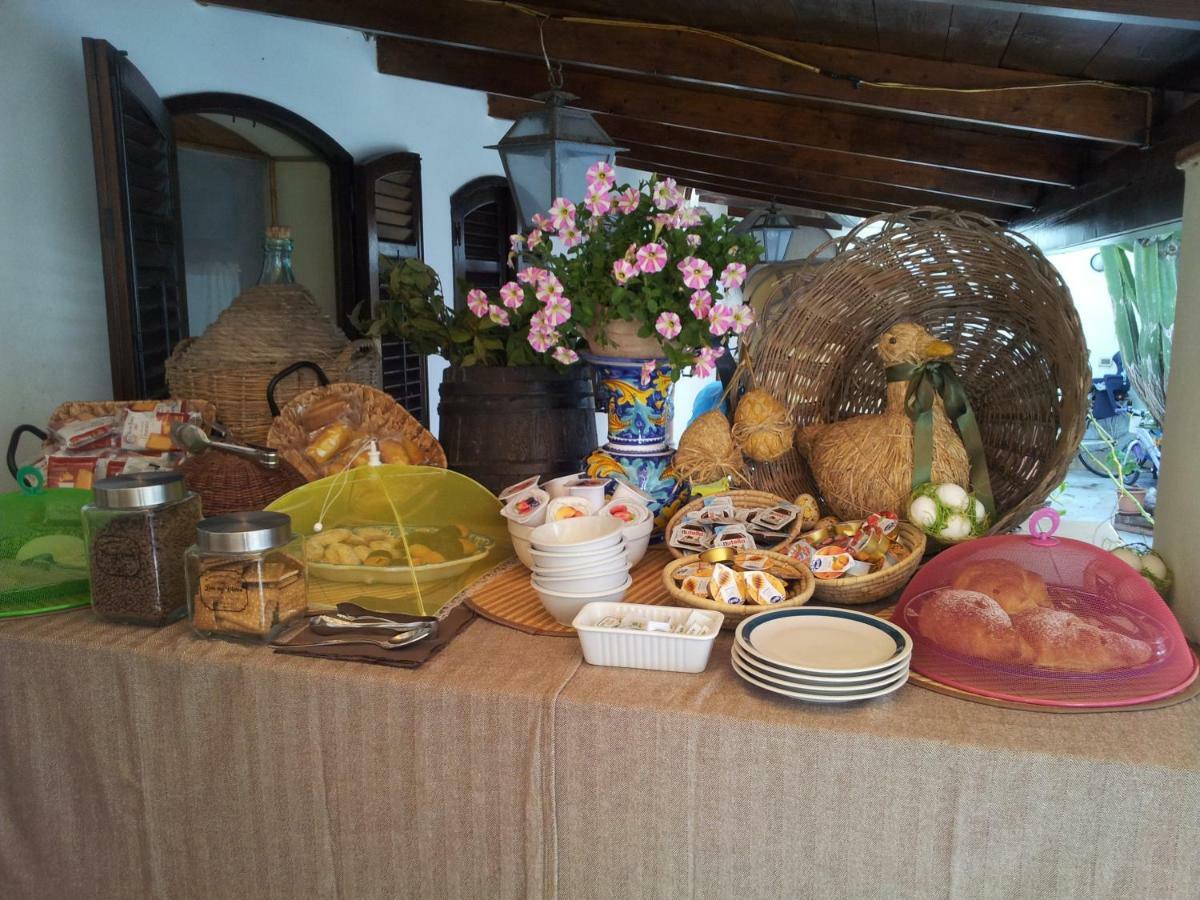 B&B Sabir San Vito Lo Capo Exteriör bild