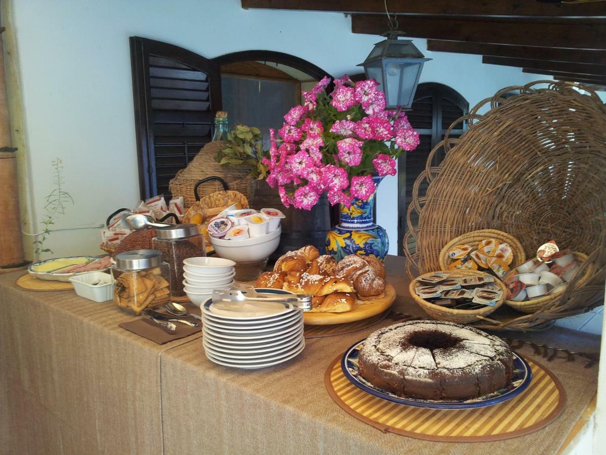 B&B Sabir San Vito Lo Capo Exteriör bild